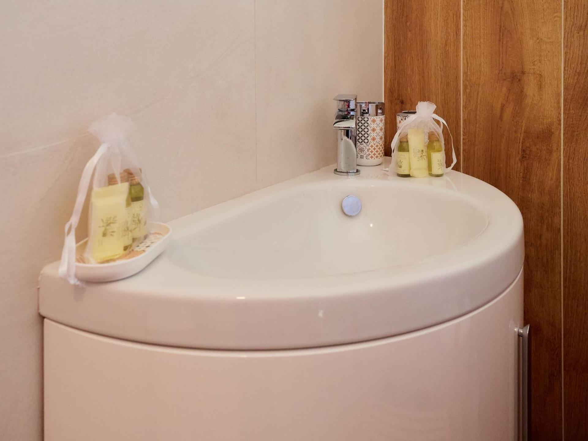 Il Cortiletto Del Borgo Bed and Breakfast Pietra Montecorvino Buitenkant foto