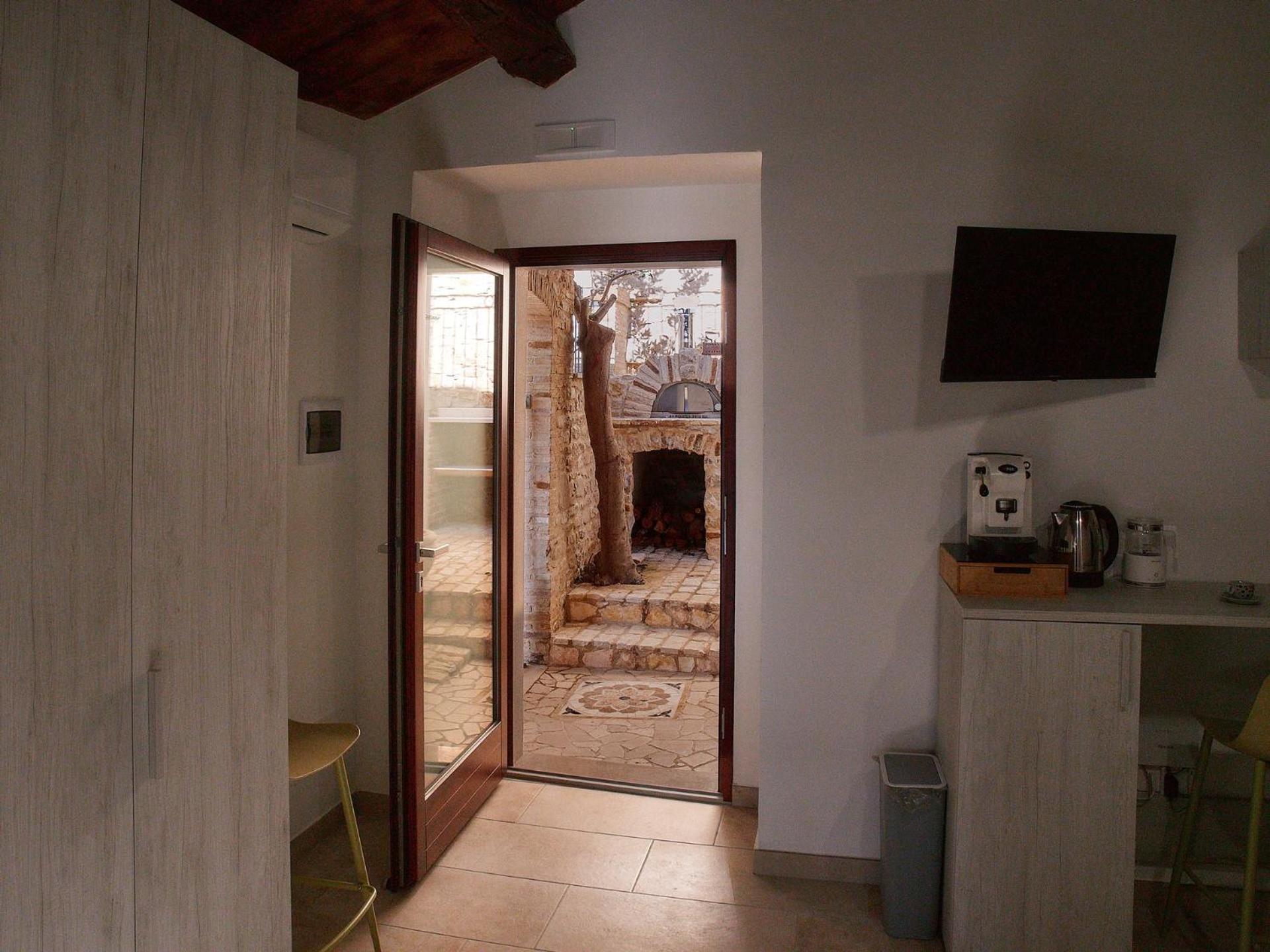Il Cortiletto Del Borgo Bed and Breakfast Pietra Montecorvino Buitenkant foto